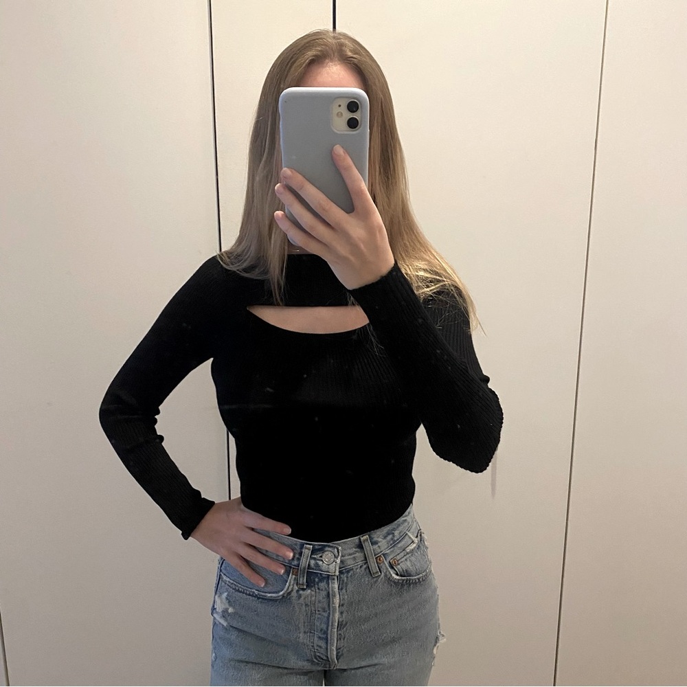 DISSH Black Knit Cut Out Shirt (new with tags!) - size XS / Australian size 6